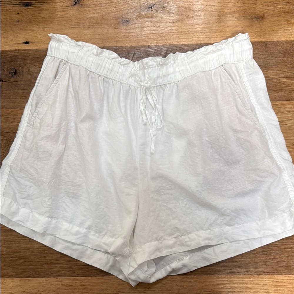 LOFT Breezy Linen Cotton White Shorts - Size Large